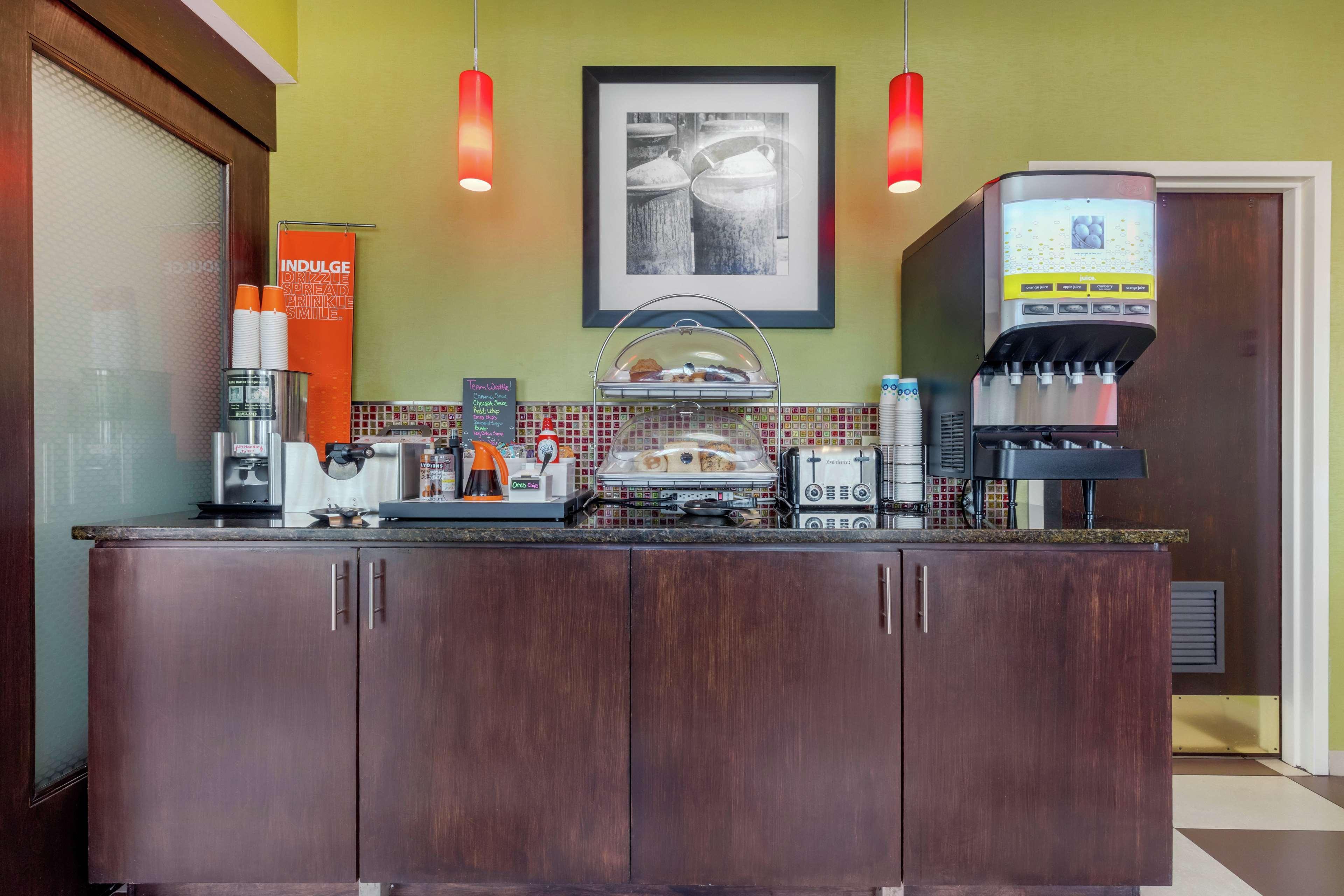 Hampton Inn Brookhaven Extérieur photo